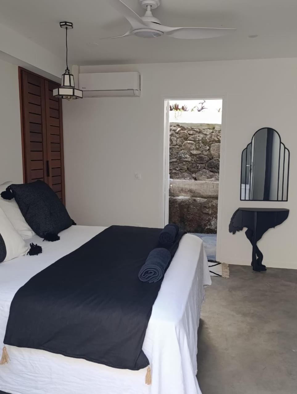La Kaz Banian Hotel Saint Pierre Luaran gambar
